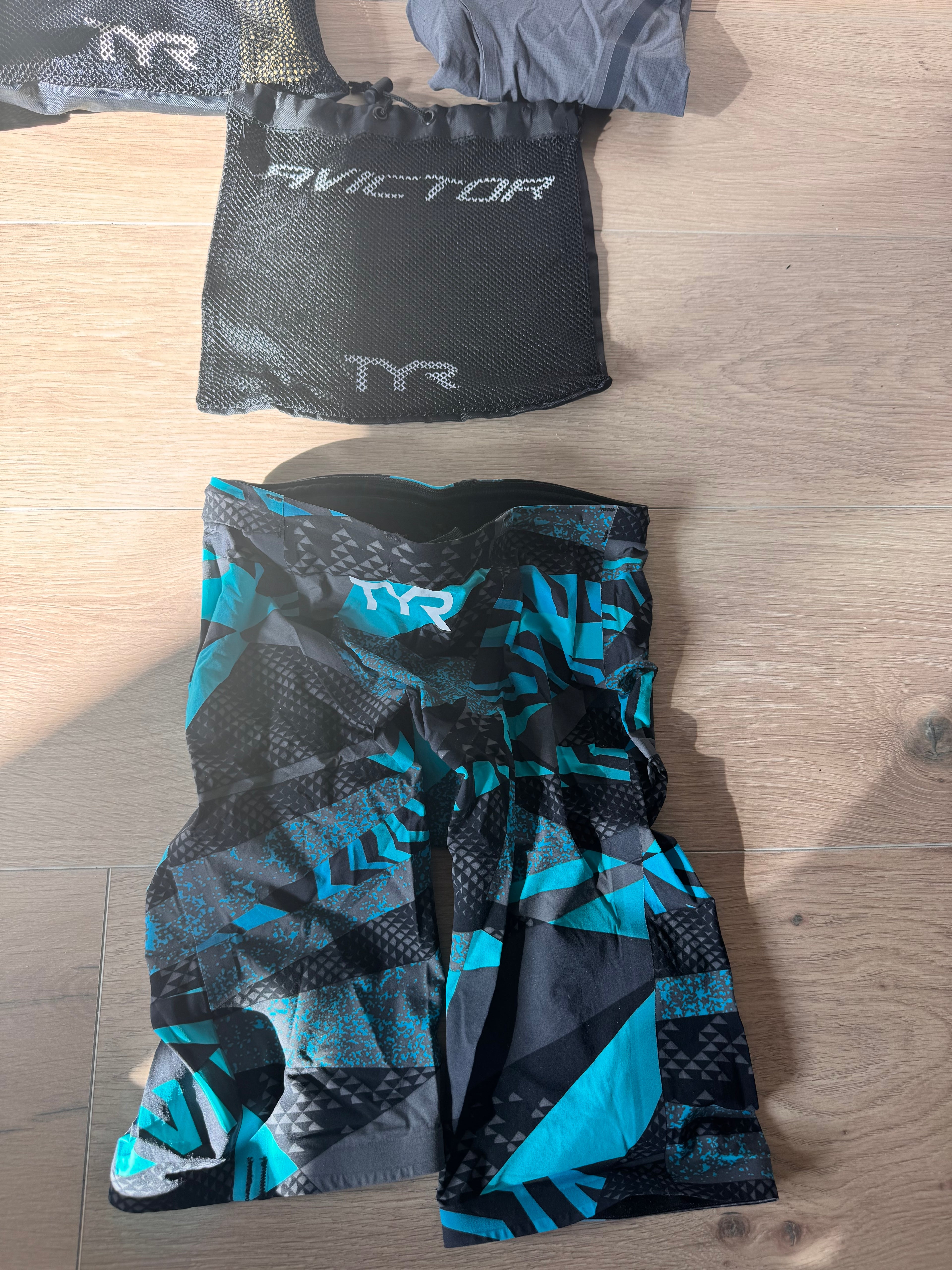 Mens TYR Avictor jammer