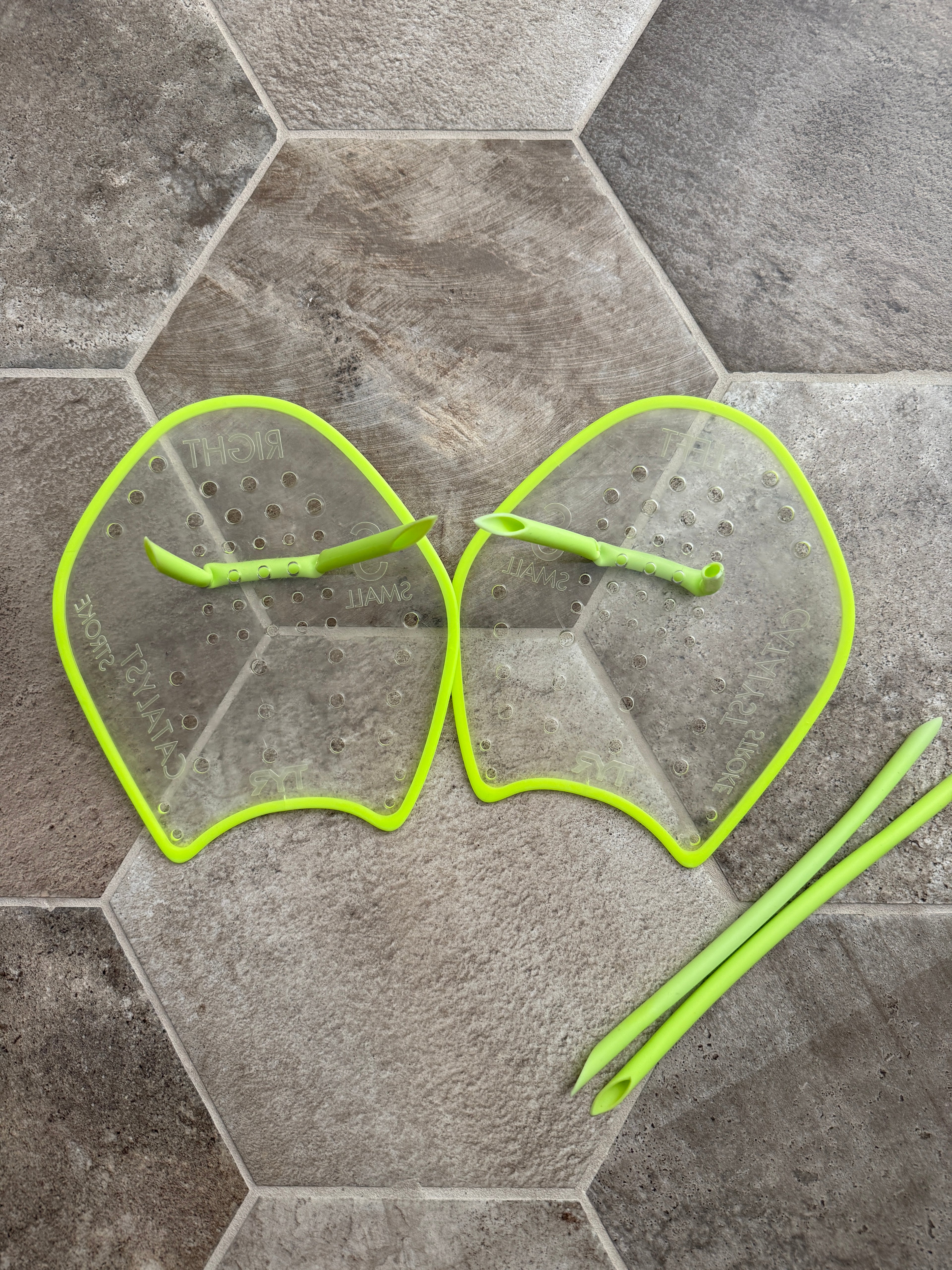 TYR paddles
