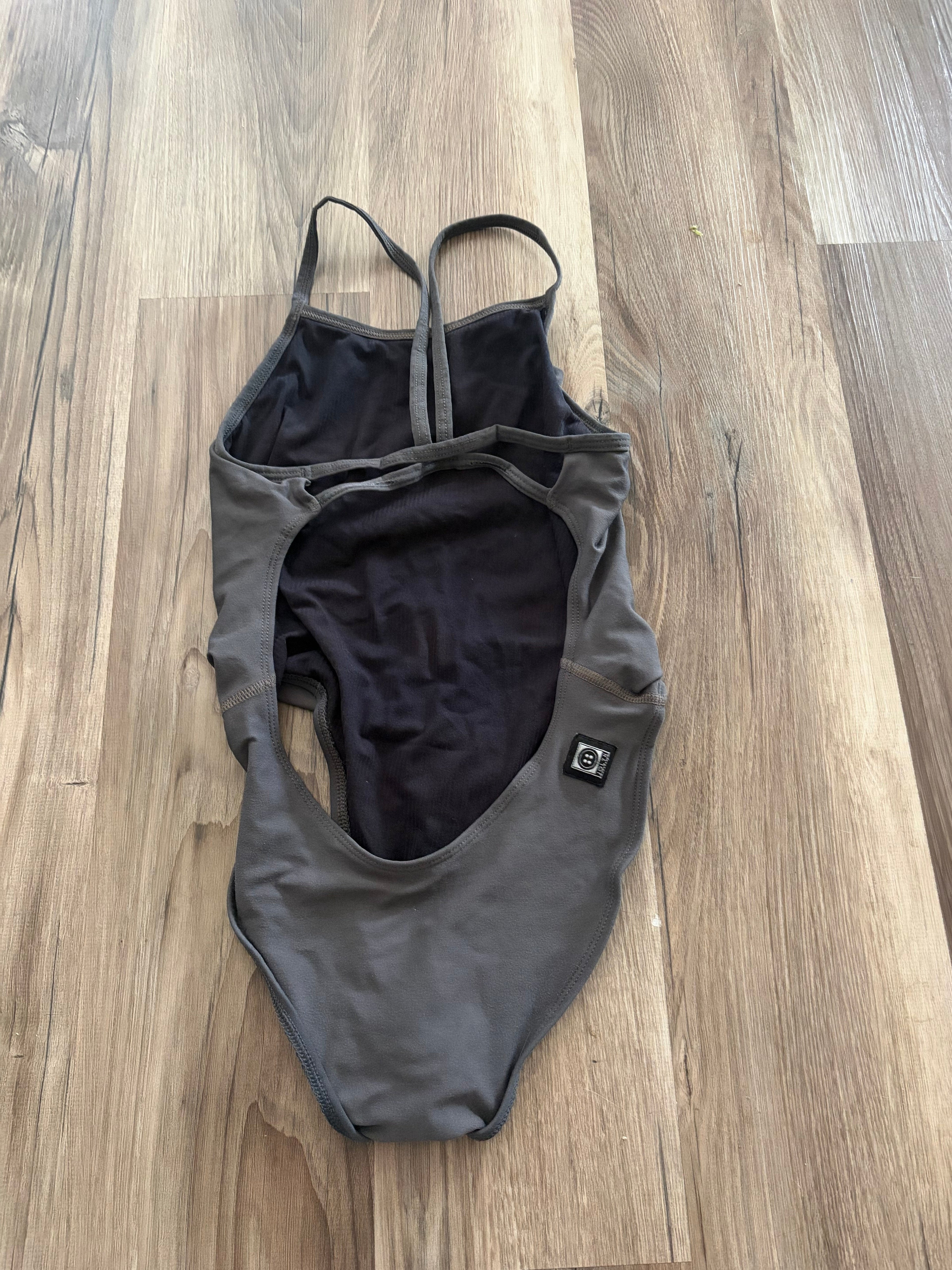 Jolyn size 26