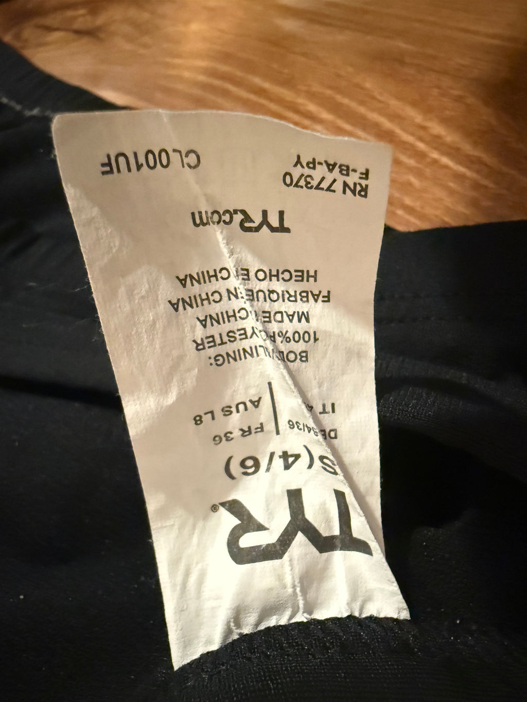 TYR Black Top- S(4/6)